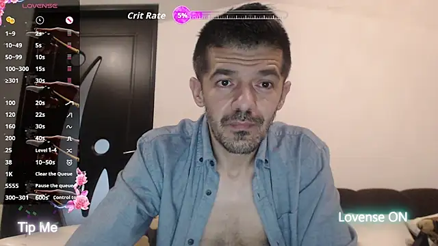 Snapshot of Dale_E chatting on November 27, 6:04 am Dale E online show from November 27, 6:04 am