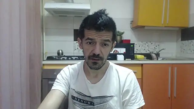 Snapshot of Dale_E chatting on December 5, 6:22 am Dale E online show from December 5, 6:22 am