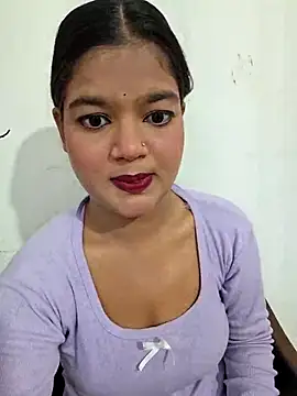 Snapshot of DIMPLE-GIRL88 chatting on November 18, 4:06 am DIMPLE-GIRL88 online show from November 18, 4:06 am