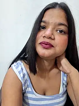 Snapshot of DIMPLE-GIRL88 chatting on December 4, 4:55 am DIMPLE-GIRL88 online show from December 4, 4:55 am