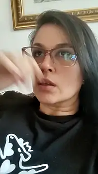 Snapshot of CarolinnaSaenz chatting on May 31, 2:57 pm CarolinnaSaenz online show from May 31, 2:57 pm