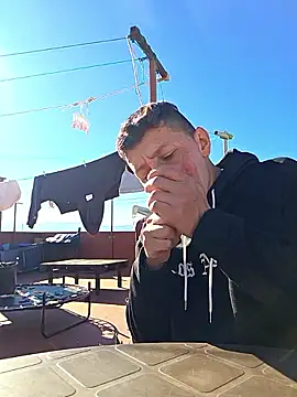 7milo online show from January 11, 2:22 pm