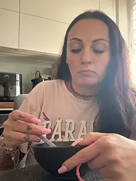 LolaSweetButPsycho7 online show from March 25, 12:00 pm