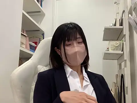 mayumichan13 online show from February 13, 4:30 am