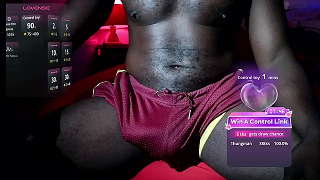 Snapshot of SirDaddylicious chatting on June 6, 12:16 am SirDaddylicious online show from June 6, 12:16 am