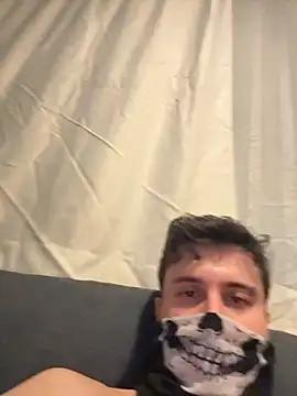 Snapshot of bigfatbro9 chatting on December 14, 4:12 pm bigfatbro9 online show from December 14, 4:12 pm