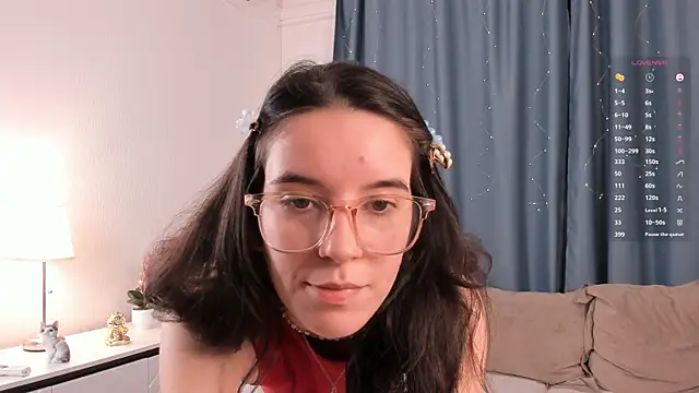 Snapshot of ShelaMailo chatting on November 25, 6:08 pm ShelaMailo online show from November 25, 6:08 pm