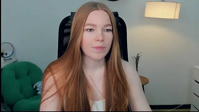 Snapshot of LavetaShiroma chatting on November 22, 8:19 pm LavetaShiroma online show from November 22, 8:19 pm