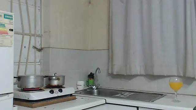 Snapshot of SWEETSEXYBARBIE chatting on December 15, 9:19 pm SWEETSEXYBARBIE online show from December 15, 9:19 pm