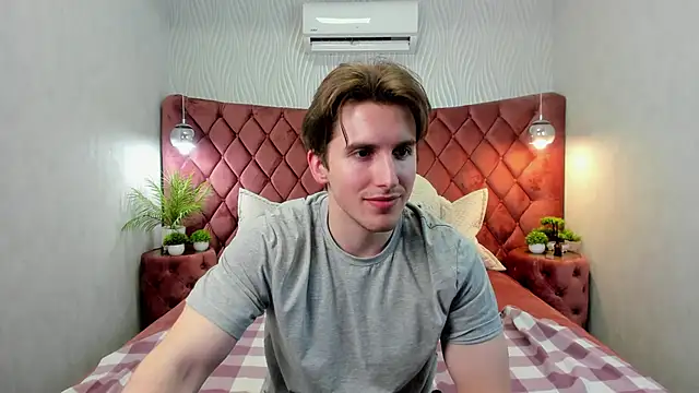 MarkYeti online show from April 1, 8:28 pm