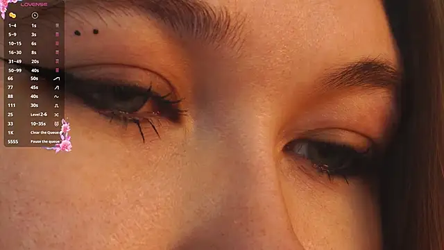 Snapshot of cheeky_cherry_ chatting on November 29, 3:26 pm cheeky cherry online show from November 29, 3:26 pm