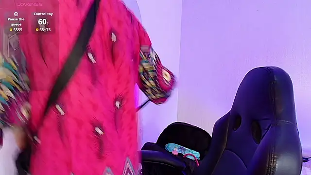 Snapshot of NinaSakura_Eup chatting on February 14, 11:40 am NinaSakura Eup online show from February 14, 11:40 am