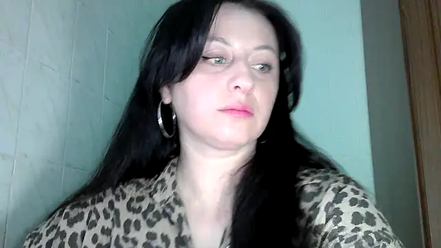 Snapshot of MelinaAx chatting on April 7, 9:54 am MelinaAx online show from April 7, 9:54 am