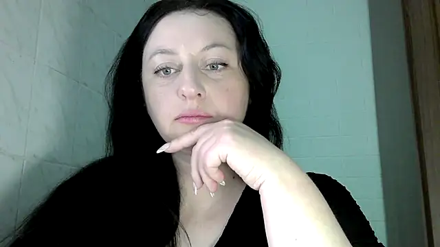Snapshot of MelinaAx chatting on April 10, 7:29 pm MelinaAx online show from April 10, 7:29 pm