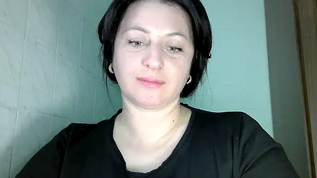 Snapshot of MelinaAx chatting on April 29, 8:15 pm MelinaAx online show from April 29, 8:15 pm