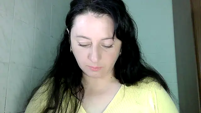 Snapshot of MelinaAx chatting on May 12, 7:16 am MelinaAx online show from May 12, 7:16 am