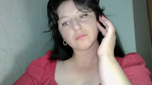 Snapshot of MelinaAx chatting on June 4, 6:36 pm MelinaAx online show from June 4, 6:36 pm