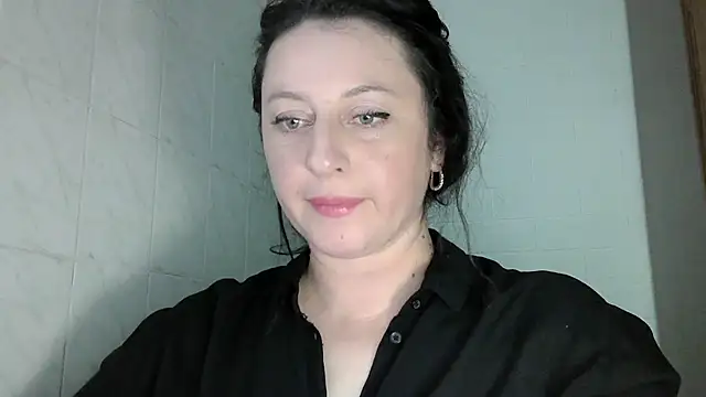 Snapshot of MelinaAx chatting on June 7, 7:50 pm MelinaAx online show from June 7, 7:50 pm