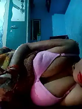 Snapshot of beutiful_hot chatting on January 11, 4:56 pm beutiful hot online show from January 11, 4:56 pm