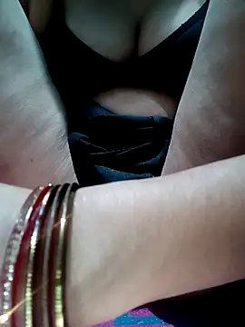 Snapshot of beutiful_hot chatting on March 22, 5:38 pm beutiful hot online show from March 22, 5:38 pm