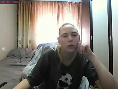 JenniDeep online show from March 27, 6:19 am