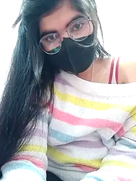 Snapshot of isha_sharma2002 chatting on November 30, 7:01 am isha sharma2002 online show from November 30, 7:01 am