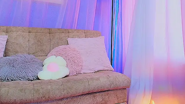 lizzy kane online show from June 29, 8:09 pm