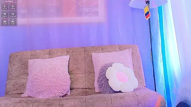 lizzy kane online show from July 12, 8:11 pm