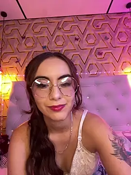 MelanyyJhonson15 online show from February 22, 3:10 pm