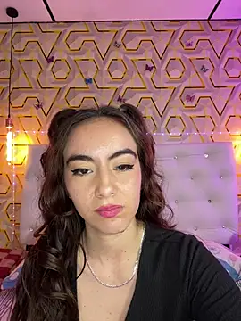 MelanyyJhonson15 online show from March 2, 7:15 am