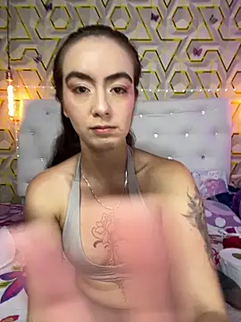 MelanyyJhonson15 online show from June 10, 8:30 pm