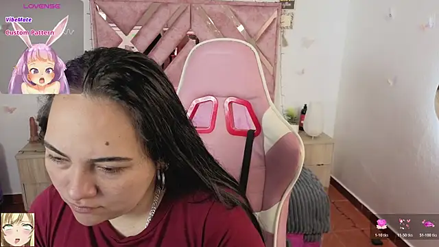 Snapshot of Jasmine_1526 chatting on November 25, 11:10 am Jasmine 1526 online show from November 25, 11:10 am