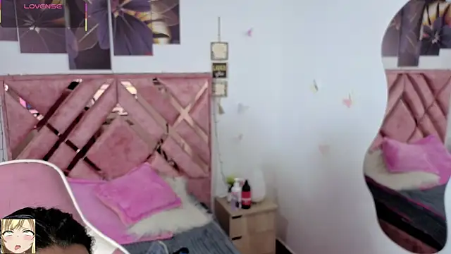 Snapshot of Jasmine_1526 chatting on November 27, 11:34 am Jasmine 1526 online show from November 27, 11:34 am