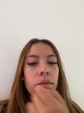 Snapshot of Abbiejohnson chatting on March 28, 1:11 pm Abbiejohnson online show from March 28, 1:11 pm