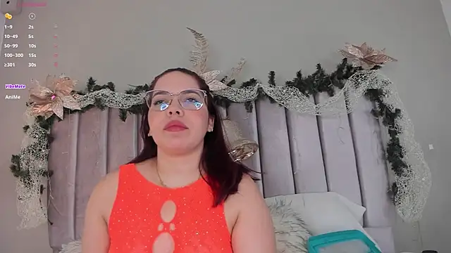 Snapshot of AnnaNoval_10 chatting on November 22, 12:26 pm AnnaNoval 10 online show from November 22, 12:26 pm