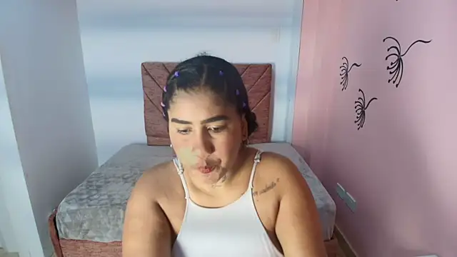 Snapshot of Mellany_Bleak__ chatting on December 5, 7:54 pm Mellany Bleak online show from December 5, 7:54 pm