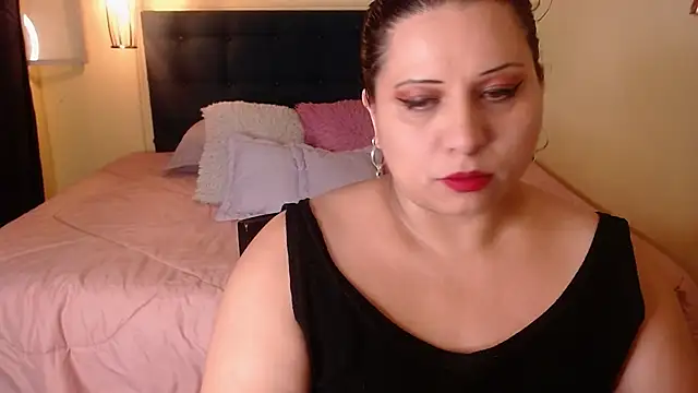 Catalinajane1 online show from August 1, 12:04 pm