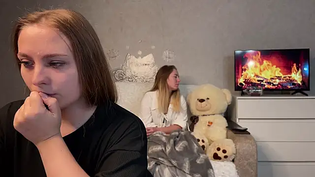 Snapshot of Seylune chatting on November 30, 4:27 am Seylune online show from November 30, 4:27 am