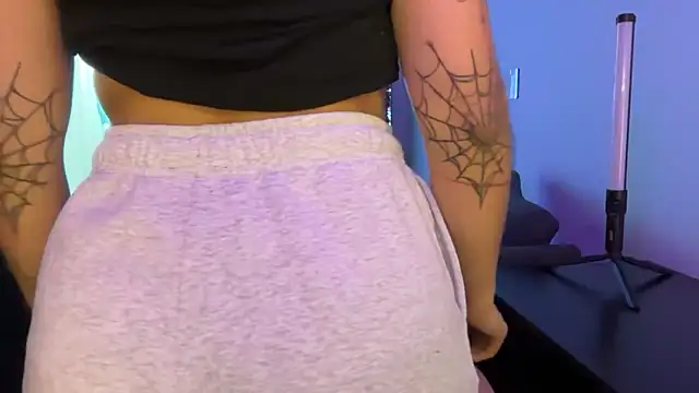 Snapshot of BabiSander11 chatting on December 16, 5:51 pm BabiSander11 online show from December 16, 5:51 pm