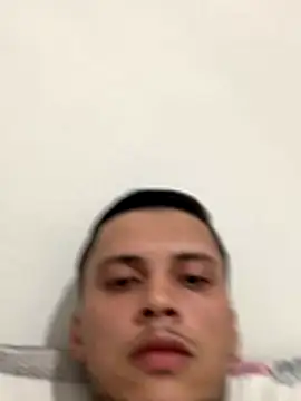 Snapshot of Ryanzl017 chatting on November 29, 6:33 pm Ryanzl017 online show from November 29, 6:33 pm