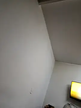 Snapshot of Kasandraloves chatting on December 2, 7:25 am Kasandraloves online show from December 2, 7:25 am