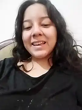 Snapshot of chibi_love chatting on November 26, 7:48 pm chibi love online show from November 26, 7:48 pm