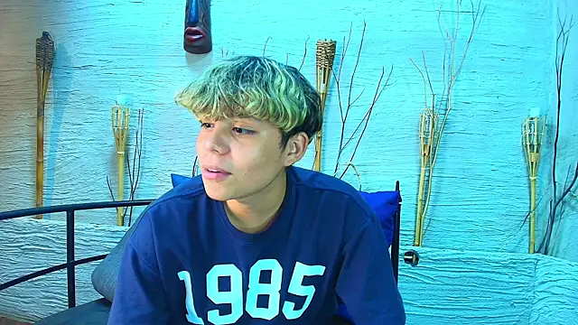 Snapshot of nathan_bell chatting on November 15, 3:59 am nathan bell online show from November 15, 3:59 am