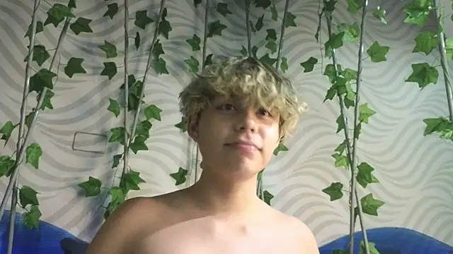 Snapshot of nathan_bell chatting on November 21, 3:49 am nathan bell online show from November 21, 3:49 am