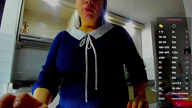 Snapshot of ava_muse_ chatting on February 7, 1:53 am ava muse online show from February 7, 1:53 am