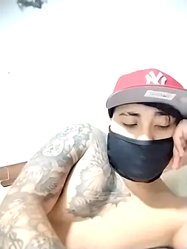 Snapshot of Matiascolageno chatting on November 17, 2:28 am Matiascolageno online show from November 17, 2:28 am