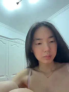 Snapshot of TinyBabe chatting on March 19, 1:26 pm TinyBabe online show from March 19, 1:26 pm