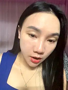 Snapshot of dusi-cute chatting on November 25, 1:27 am dusi-cute online show from November 25, 1:27 am