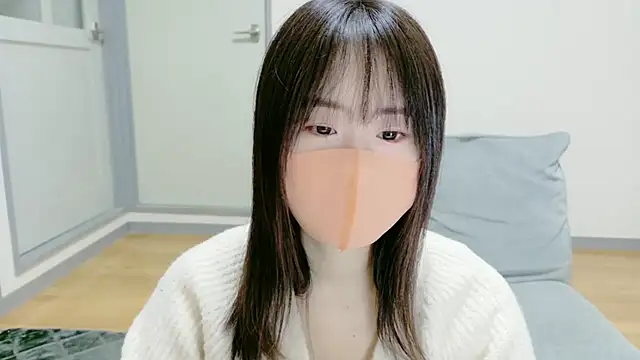 Snapshot of akane_room chatting on December 5, 8:16 pm akane room online show from December 5, 8:16 pm