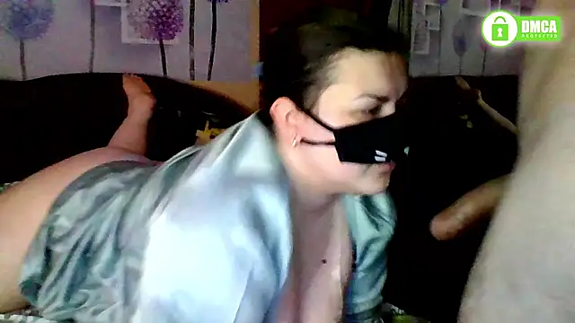 honey sweet couple online show from January 13, 3:50 pm